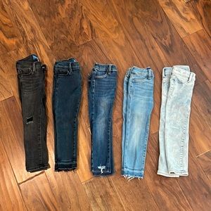 Bundle of 5 pairs of Old Navy toddler jeans size 3T